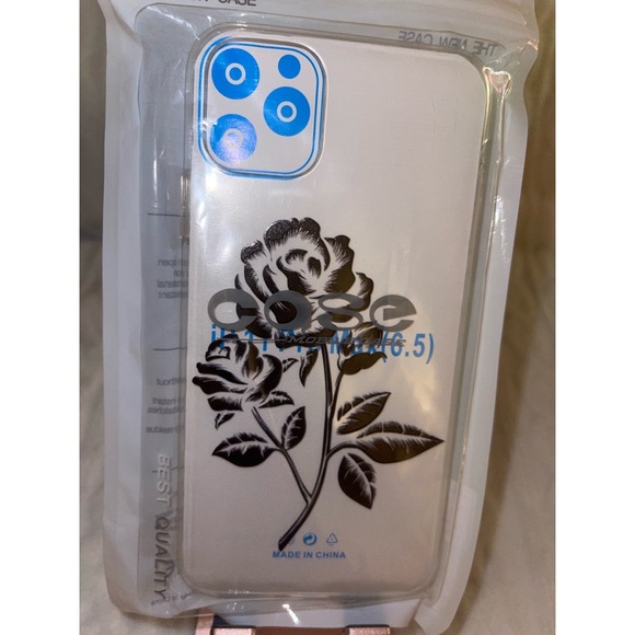 Black Rose Print iPhone 11 Pro Max Case 🖤 - Picture 11 of 17
